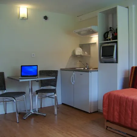 Hotel Pierre Blanche 3*